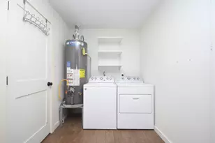 9715 Greenwillow St, Houston, TX 77096 - Photo 9