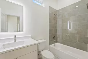 225 Noras Ln, Houston, TX 77022 - Photo 15