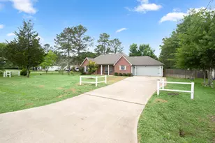 10807 Amar Dr, Conroe, TX 77303 - Photo 35