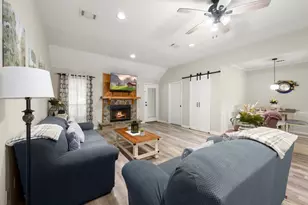 10807 Amar Dr, Conroe, TX 77303 - Photo 7