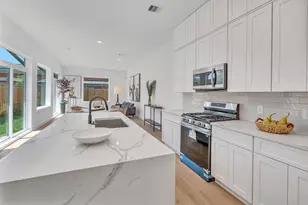3620 Sauer St, Houston, TX 77004 - Photo 13