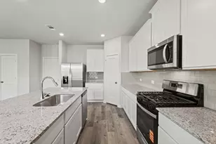 25042 Pomegranate Pl, Montgomery, TX 77316 - Photo 5