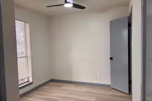 5014 Meadow Pl Dr, La Porte, TX 77571 - Photo 3