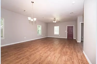 204 S 13th Street, Conroe, TX 77301 - Photo 3