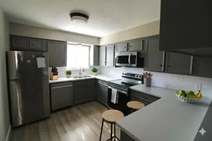 1305 Adams St, Conroe, TX 77301 - Photo 3