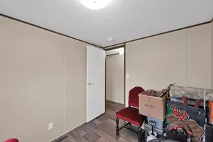 21613 County Rd 3749D, Cleveland, TX 77327 - Photo 13