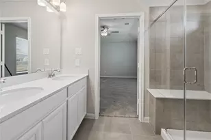 2046 W Darlington Oak Ct, Conroe, TX 77304 - Photo 13