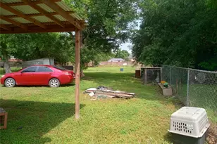 9606 Irby St, Houston, TX 77088 - Photo 3