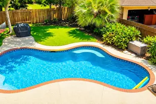 3814 Bayou Bend Ct, Sugar Land, TX 77479 - Photo 3