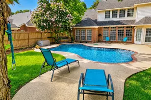 3814 Bayou Bend Ct, Sugar Land, TX 77479 - Photo 1