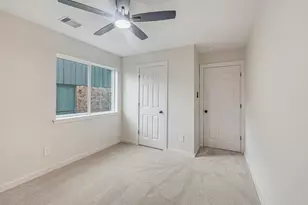 5506 Elm Tree Dr, Houston, TX 77048 - Photo 13