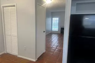 7575 Cambridge St, Houston, TX 77054 - Photo 7