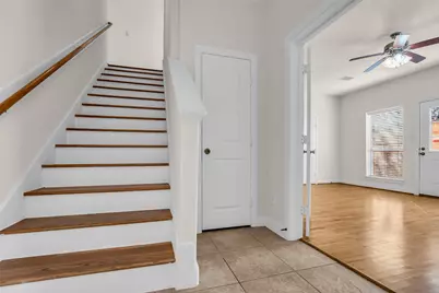 1803 Stacy Crest, Houston, TX 77008 - Photo 5