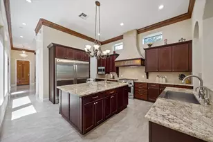 4915 Evergreen St, Bellaire, TX 77401 - Photo 9
