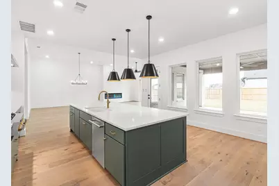 1919 Cathedral Bend Drive, Missouri City, TX 77459 - Photo 9