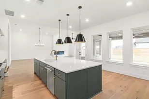 1919 Cathedral Bend Drive, Missouri City, TX 77459 - Photo 9