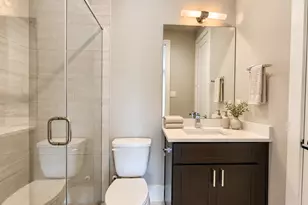 5713 Larkin St, Houston, TX 77007 - Photo 5