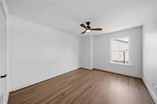 14295 Misty Meadow Ln, Houston, TX 77079 - Photo 13