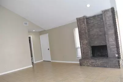 8903 Kalewood Drive, Houston, TX 77099 - Photo 7