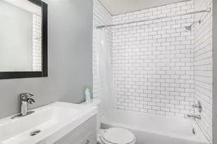 1720 Elgin St, Houston, TX 77004 - Photo 5