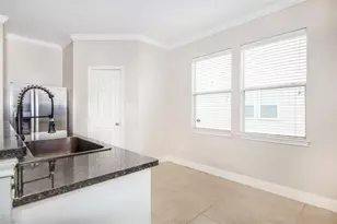 1720 Elgin St, Houston, TX 77004 - Photo 7