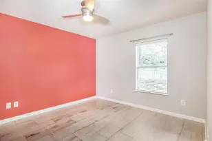 1720 Elgin St, Houston, TX 77004 - Photo 3