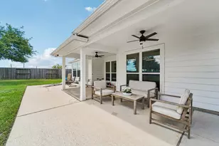 9806 Lynette Falls Dr, Houston, TX 77095 - Photo 23