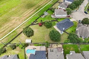 9806 Lynette Falls Dr, Houston, TX 77095 - Photo 31