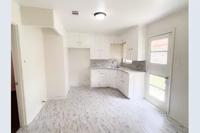 1918 Bingle, Houston, TX 77055 - Photo 17
