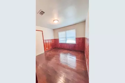 1918 Bingle, Houston, TX 77055 - Photo 5