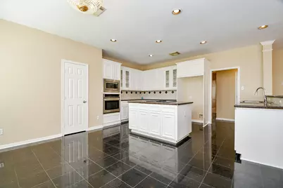 12307 S Shadow Cove Drive, Houston, TX 77082 - Photo 11