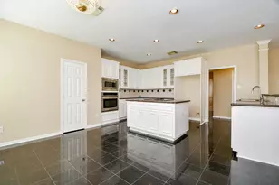 12307 S Shadow Cove Dr, Houston, TX 77082 - Photo 11