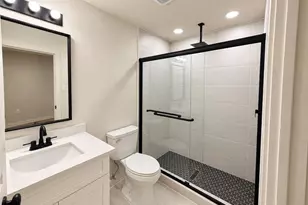 5214 Southlea St, Houston, TX 77033 - Photo 21