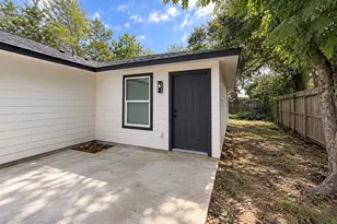 5214 Southlea St, Houston, TX 77033 - Photo 17