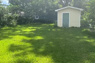 1611 6th St, Rosenberg, TX 77471 - Photo 5