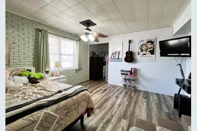 805 S 2nd Street, Ganado, TX 77962 - Photo 13