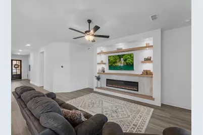 11823 Sawgrass Drive, Mont Belvieu, TX 77523 - Photo 5