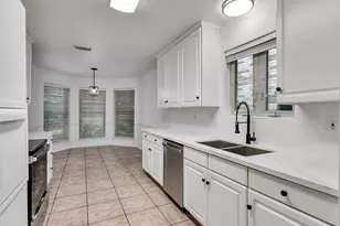 2819 Poplar Creek Ln, Pearland, TX 77584 - Photo 15