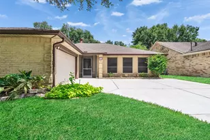 2819 Poplar Creek Ln, Pearland, TX 77584 - Photo 7