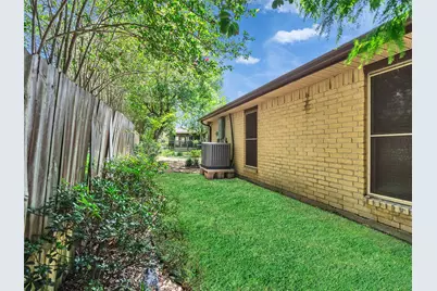 2819 Poplar Creek Lane, Pearland, TX 77584 - Photo 43