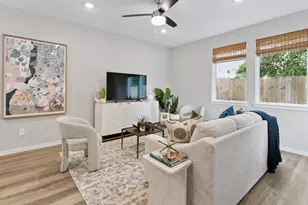 5905 Manning Oaks St, Houston, TX 77091 - Photo 9