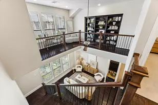 1045 W 22nd St, Houston, TX 77008 - Photo 35