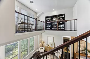 1045 W 22nd St, Houston, TX 77008 - Photo 21