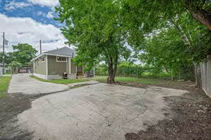 3024 Brackenridge St, Houston, TX 77026 - Photo 3