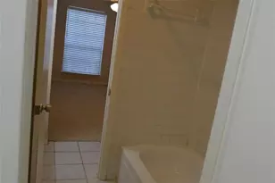 6111 Beverly Hill St, Houston, TX 77057 - Photo 19