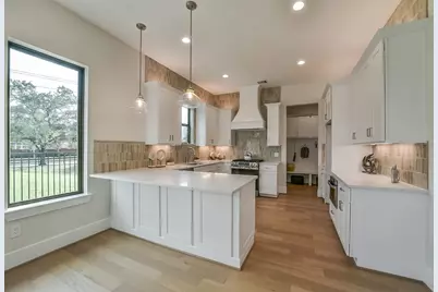 3521 Harvest Dance Drive, Houston, TX 77008 - Photo 7