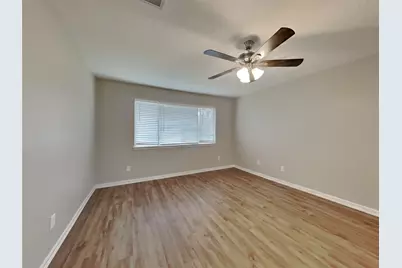 3238 Lindenfield Drive, Katy, TX 77449 - Photo 7