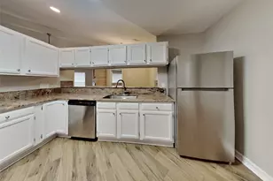 3238 Lindenfield Dr, Katy, TX 77449 - Photo 3