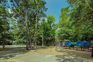 166 E Capstone Cir, The Woodlands, TX 77381 - Photo 43