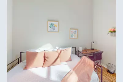 8550 Sparkling Springs Drive, Houston, TX 77095 - Photo 9